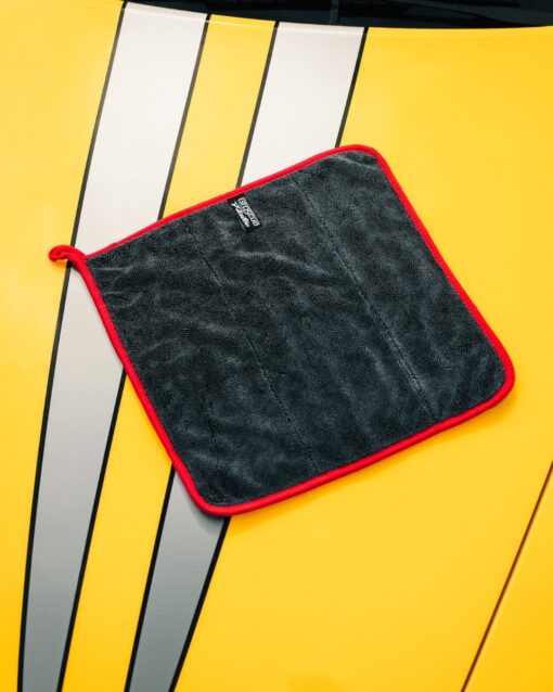Flatee DUAL DRY – Premium Trocknungstuch fürs Auto (40x40cm, 1200grm) – Bild 5